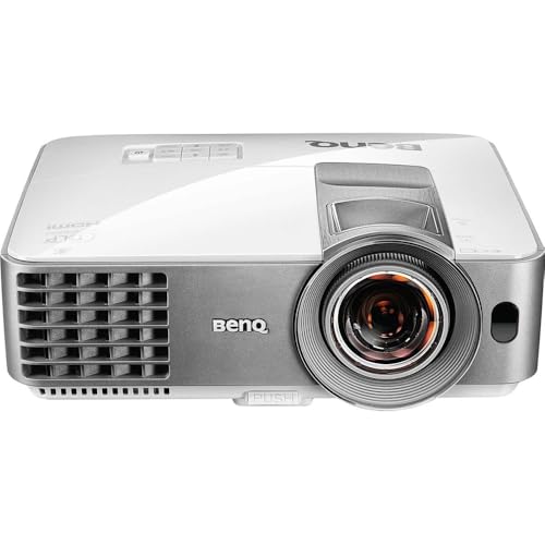 Best Projectors for Golf Simulator